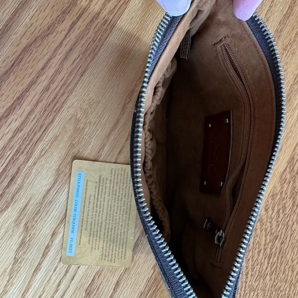Patricia Nash Tooled Turquoise Leather Wristlet Clutch Western Cowgirl